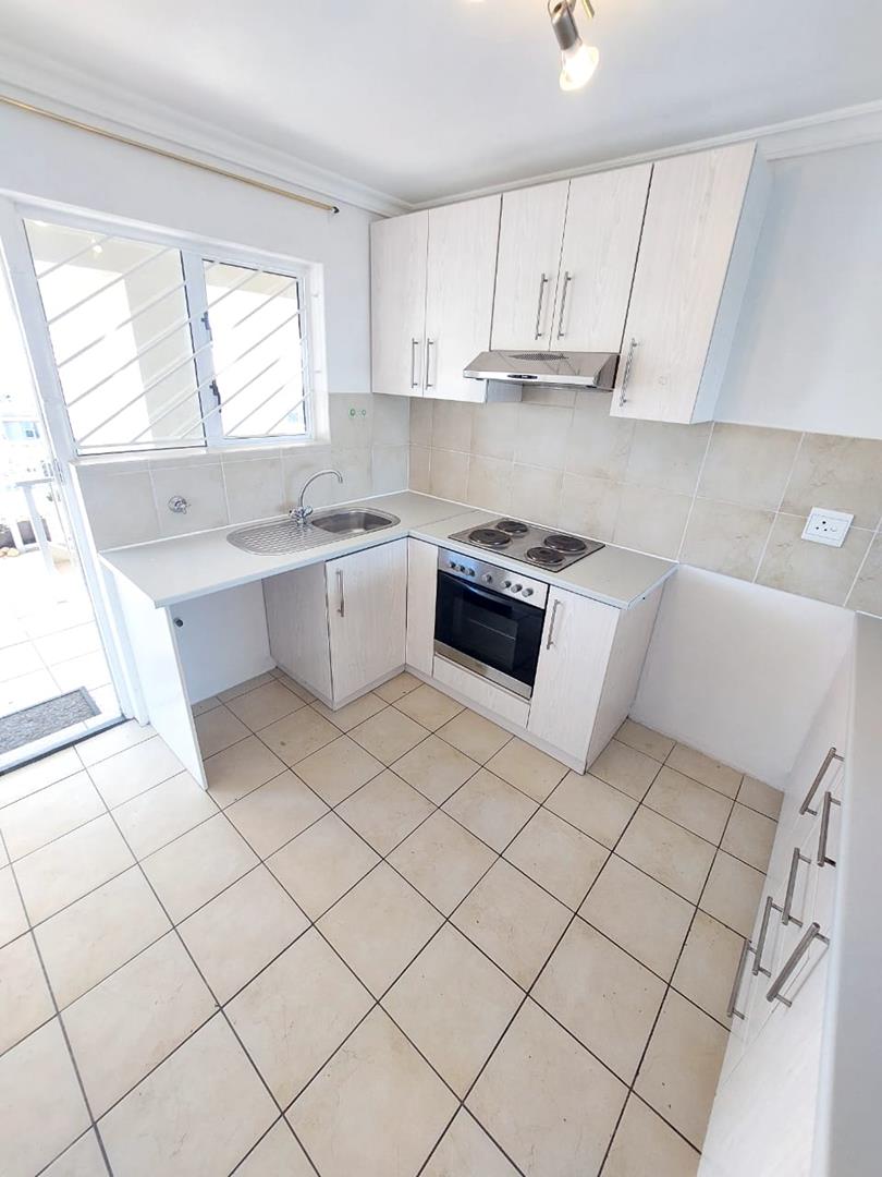 To Let 3 Bedroom Property for Rent in Muizenberg Western Cape